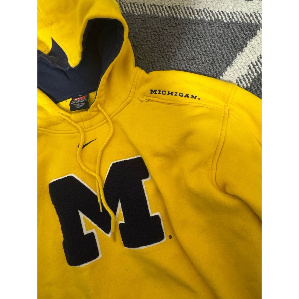 Vintage‎ Michigan University Nike Center Swoosh Yellow M Hoodie Y2k Shoulder Zip